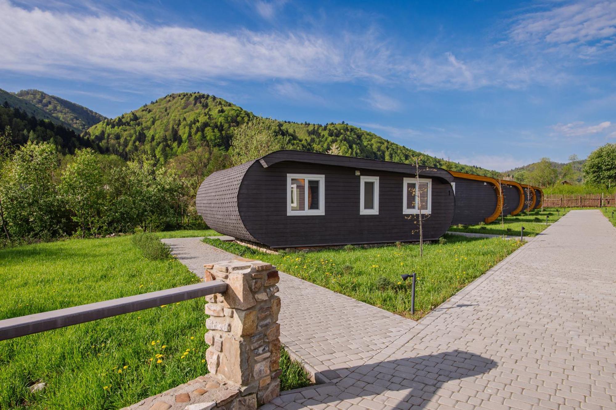 Рибничанка Hotel Skhidnytsia Exterior photo