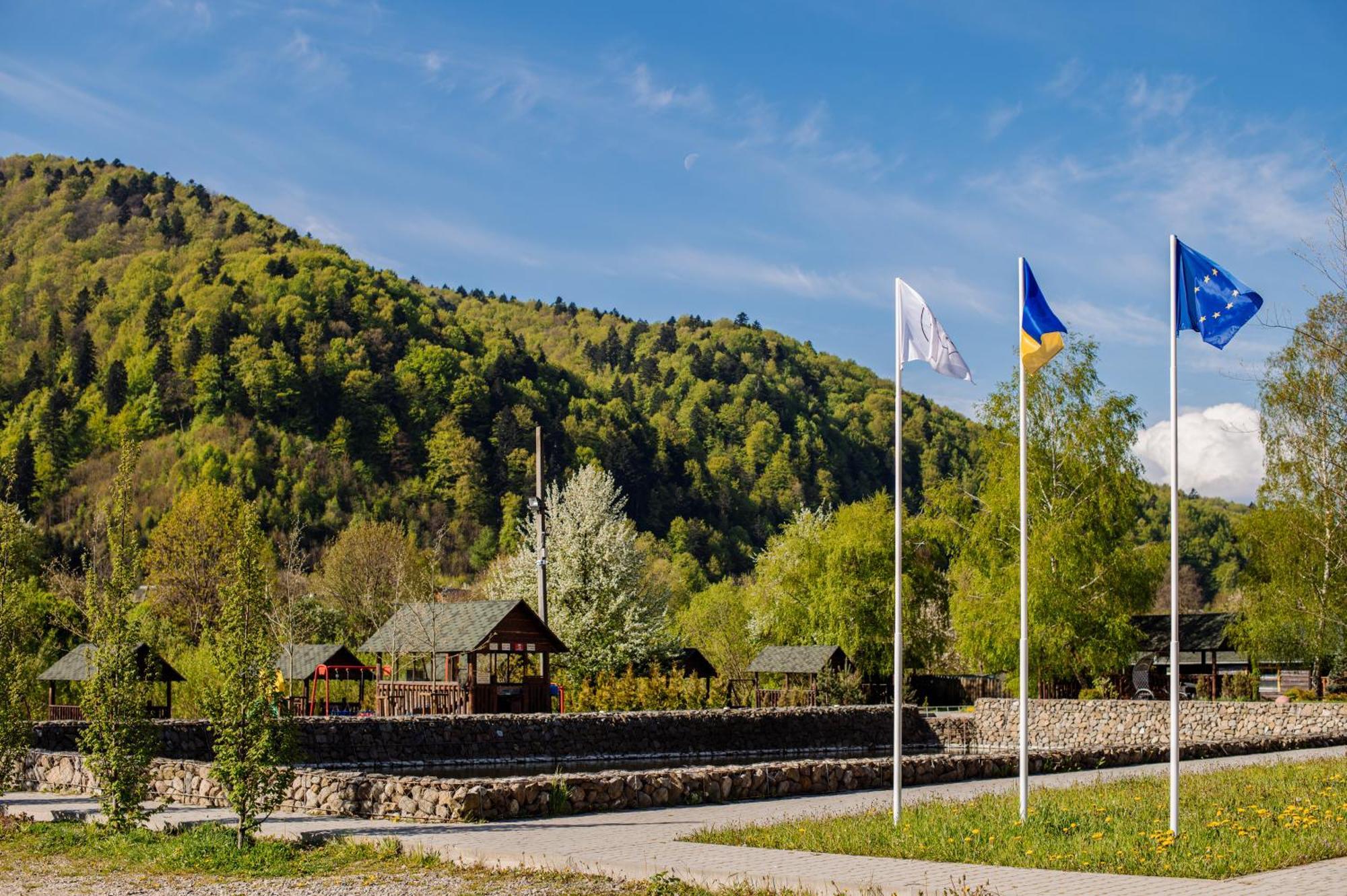 Рибничанка Hotel Skhidnytsia Exterior photo